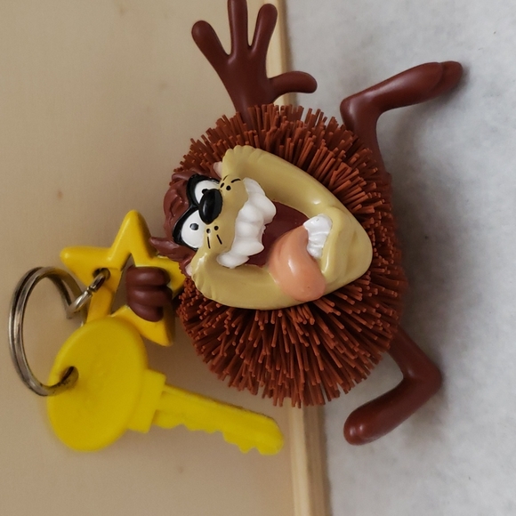 5 for $15. Warner Bros Taz Koosh key ring. - Picture 1 of 7